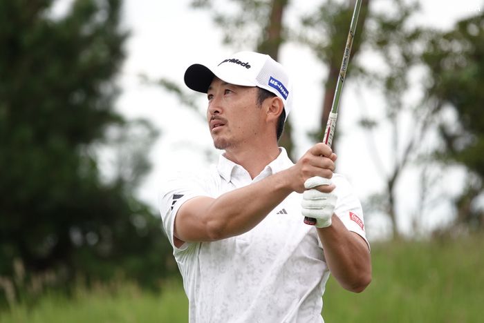 岩﨑亜久竜、出利葉太一郎、大堀裕次郎が日韓共催大会で首位発進