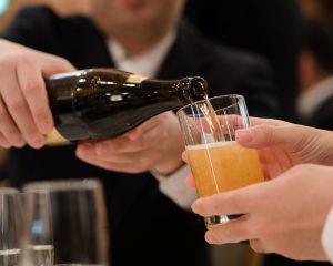 「多少の手加減がないと仕事が回らない」“グレーな経費”が通らなくなった40代会社員の嘆き。AI導入でやってくる“超監視社会”