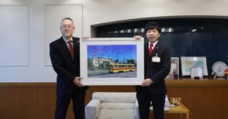 人気イラストレーター・鈴木英人氏の作品『終わりなき日々』が豊橋市美術博物館へ寄贈