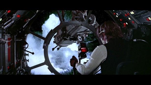 ＜スター・ウォーズ＞6月24日は「UFO記念日」ミレニアム・ファルコンなどシリーズに欠かせない宇宙船の活躍を振り返る