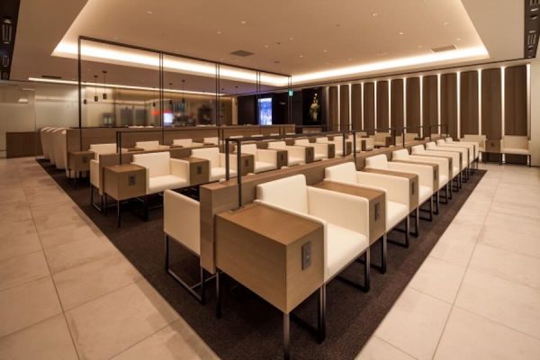 中部国際空港、カードラウンジのLINEポイントサービスを変更