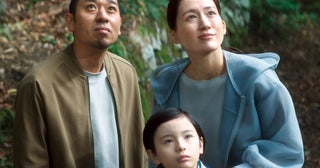 【速報】第79回カンヌ映画祭が開幕！『箱の中の羊』是枝監督がタキシード姿でレッドカーペットに登場