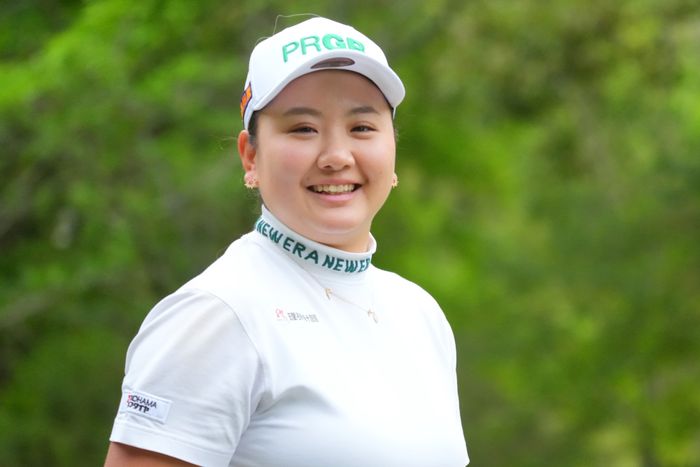 小林夢果、ルーキー高田菜桜が首位発進辻梨恵1差3位