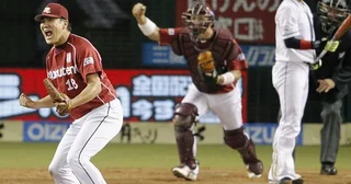 【プロ野球・名シーン】田中将大が叫んだ「伝説の８球」。 楽天を初優勝に導く最高のアウトロー