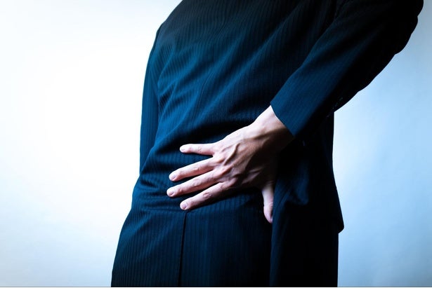 「季節の変わり目に腰が痛い…」その原因、“花粉症“かも？驚きの実態を理学療法士に聞いてみた
