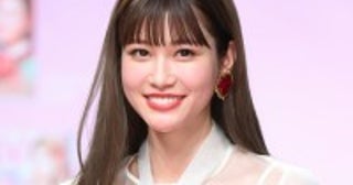 生見愛瑠、“ゆるんゆるん”コーデでマネージャーとディズニー「どんな格好でも圧倒的にプリンセス」