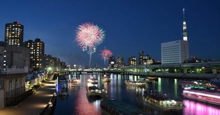 【2026】隅田川花火大会の穴場スポットと混雑回避ルート！浅草駅の入場規制を避ける帰りの裏ワザ