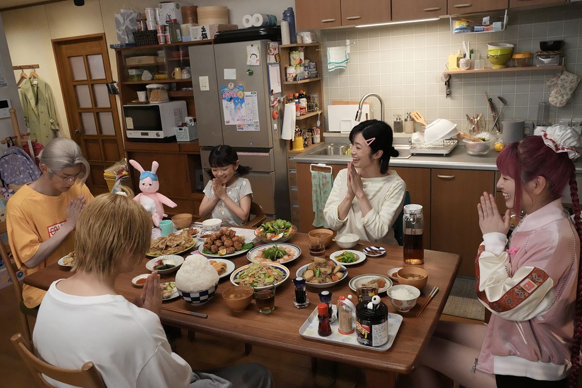 目黒蓮主演『SAKAMOTO DAYS』殺しとは正反対のほっこりする家族団欒シーン公開