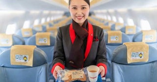 FDA、札幌/千歳～福岡線で軽食提供佐藤水産の鮭おにぎりなど