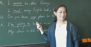 片岡礼子主演×安田真奈監督の実験的短編映画「あした、授業参観いくから。」がAmazonで配信開始！