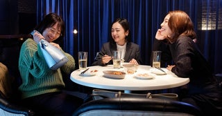 磯山さやか“友里香”「なんだか最近あたし、幸せ過ぎる」塚本高史“哲也”からバッグをプレゼントされ浮かれる＜夫よ、死んでくれないか＞