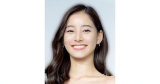 バンダナコーデも着こなす新木優子、花柄が似合うオシャレな1枚に「かわいすぎる」「素敵です」の声