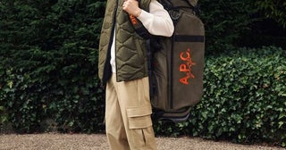 「A.P.C. GOLF」と「ブリーフィング ゴルフ」がコラボ！ “一生モノのキャディバッグ”ってこれでしょ！