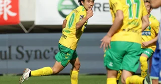 【Ｊリーグ連載】東京ヴェルディのアカデミーで育った「非エリート」横山暁之の今