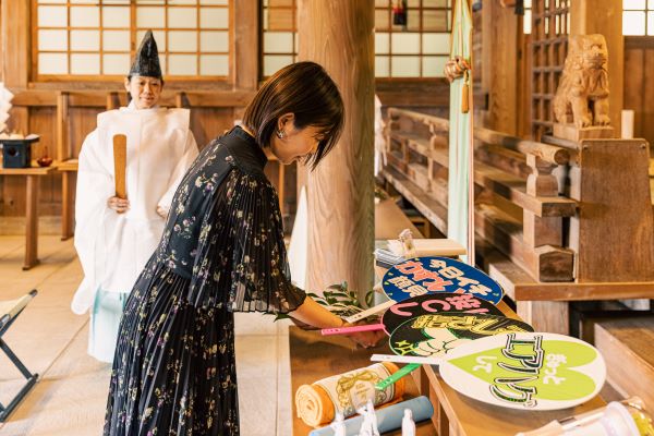 推しグッズをお清めして美食と名湯でホッとする心身をいたわる“推しロス旅”を伊豆・修善寺で