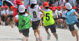 「当日は朝5時出勤。前日ですでにヘトヘト」学校の先生が運動会で直面する“知られざる苦労”