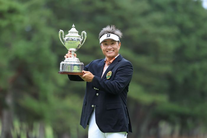 宮本勝昌が日本シニアOP初制覇最終18ホールのイーグルで劇的V