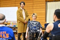 『ＧＩＦＴ』第3話 “伍鉄”堤真一、まさかのブルズ解散宣言!?シャークの練習にも乱入