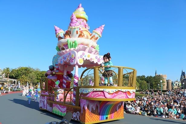 【東京ディズニーランド】“スウィーツの世界”に！パレード主役は映画『シュガー・ラッシュ』のヴァネロペ