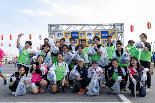 フィットネスジム「JOYFIT」が「九十九里トライアスロン2025」に協賛「10Kラン」も開催し102人が参加、終了後は浜を清掃