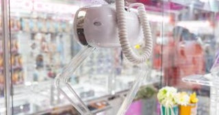 景品は食品や日用品！クレーンゲームが「スーパー化」で売上10倍の店舗も。業績好調の裏に“1円パチンコの影”
