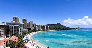 ハワイ、カナダ、フランス…母と2人で「海外旅行」に行きたい！ オススメの国は？ 悩む相談者へのアドバイス続々