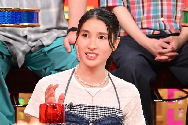 土屋太鳳＆アンミカがスタジオで推理手から商品が消える万引き犯とショッピングモール強盗団に迫る＜THE突破ファイル＞