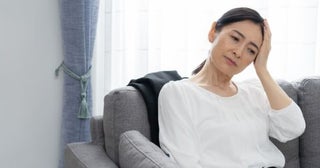 娘に「お金ないのになんで産んだの？」と言われショック…「大学は奨学金で通って」と伝えたのですが、学費を出せないのは“親失格”ですか？ 義務教育でもないなら、無理する必要ないですよね？
