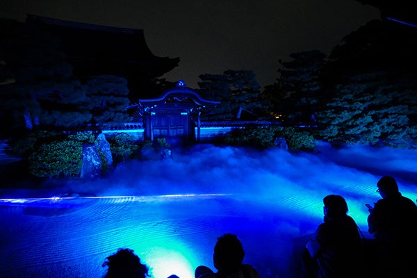 光と雲海と音楽によるアート空間でととのう！京都最古の禅寺「建仁寺」で夜間拝観開催