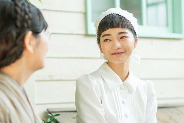 ＜明日の風、薫る＞菊池亜希子“喜代”が病院へやって来て、見上愛“りん”や生田絵梨花“多江”たちは再会を喜ぶ