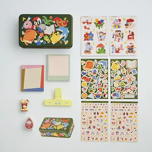 ほぼ日からかわいい缶入りオリジナル文具セットが登場。1月に新宿で開催される「生活のたのしみ展」で先取り