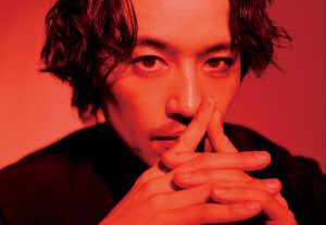 斎藤工が「僕は明らかに老害予備軍」と語る理由。「僕ら世代が駆逐されないと健全にならない」44歳の危機感