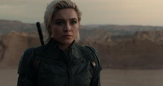 フローレンス・ピュー「このスタント、エグい＆ヤバすぎ」世界で2番目に高いビルから豪快ダイブする特別映像公開