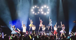 マジカル・パンチラインが8周年記念ライブ、OGメンバーとの共演でファン歓喜3rdアルバムが6月発売決定