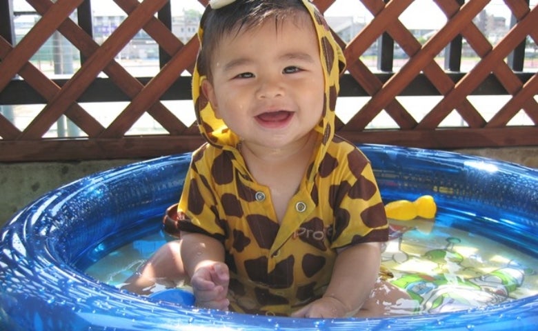 小児科医「無理強いしないで！」水が怖い子に親がやりがちなNG→水嫌いを克服するサポート方法とは