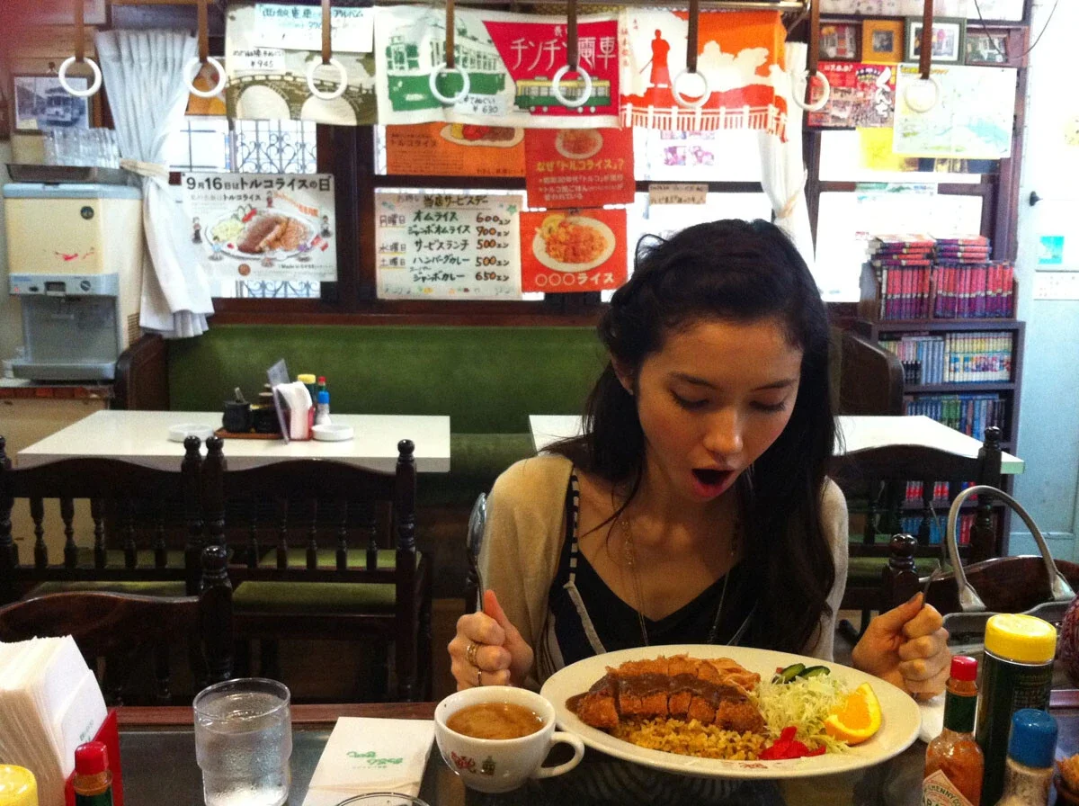 郷土料理というより、少年時代の夢――市川紗椰が注目する日本独自の食文化ジャンル「大人のお子様ランチ」