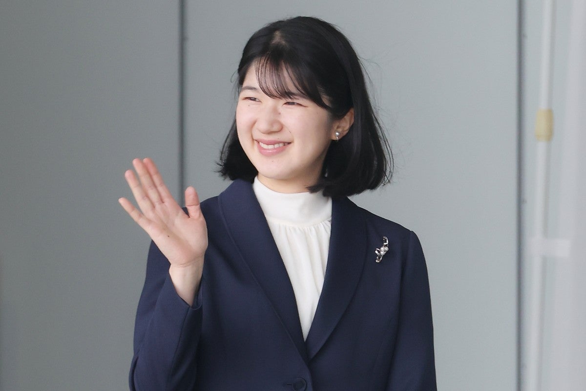 愛子さま保守政治家が“ご即位なら生涯独身も視野に”と提言…皇室研究家は「当事者の尊厳をないがしろにする」と苦言