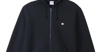 シンプルで頼れる一枚。オールシーズン活躍する【チャンピオン】のスウェットがAmazonで販売中！