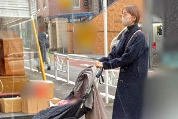 39歳元AKB女優 “不倫騒動”を自らネタに…「誰がゆーてるん」とツッコミ続出の「自虐動画の内容」