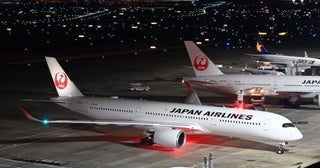 JAL、羽田〜那覇線利用者に”締めステーキ”堪能できる食事券先着700名