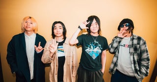 【あすなろ白昼夢 × the dadadadys 座談会】夢が現実に！全国ツアーファイナルで初のツーマン実現へ「親に報告するほどうれしかった」── 愛と音楽で繋がる2バンドの本音に迫る