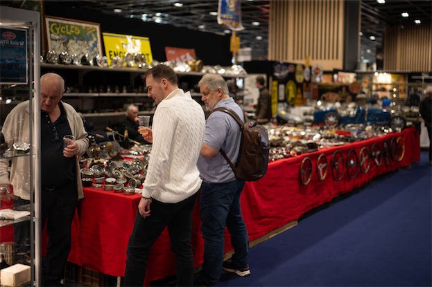 50周年の祝祭、その階層と深淵｜｜特集：レトロモビル2026 Part 2