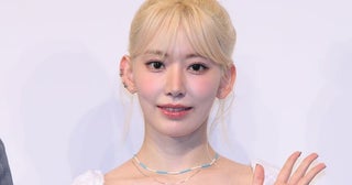 LE SSERAFIMサクラ、鍛えげられた美腹筋際立つミニ丈タンクトップ姿公開「異次元のスタイル」「努力の賜物」と絶賛の声