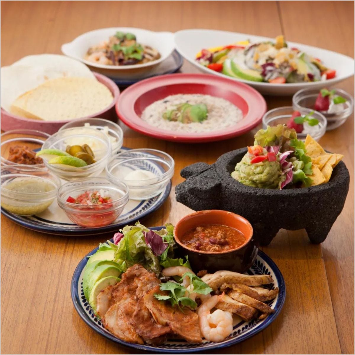 話題沸騰中のタコスが食べられる、東京のレストラン3選。海外の人気店やトルティーヤ食べ放題も！