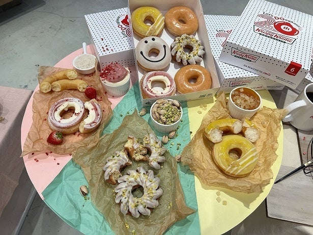 ザクぽろ！ふわフワ！ほわモチ！「クリスピー・クリーム・ドーナツ」の食感を楽しむ春ドーナツ