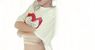 超ときめき♡宣伝部 小泉遥香ファースト写真集の中面先行カット解禁アイドルらしい水着姿も