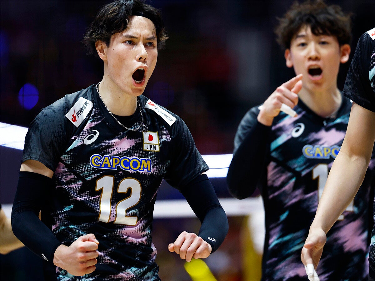 【男子バレー】髙橋藍のサーブはなぜ効果的なのかエンドラインに立つだけで観客の期待値はグッと高まる