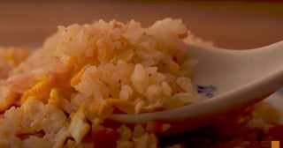 お米の炊き方を変えるだけで極上の仕上がりに！きじま流「家で作る究極のパラパラしっとりチャーハン」