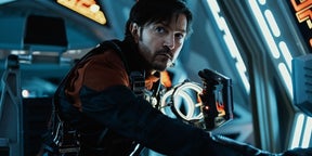 “SWライト層”は知らない名作「キャシアン・アンドー」とは？“史上最も泣ける作品”に直結する物語＜スター・ウォーズの日＞
