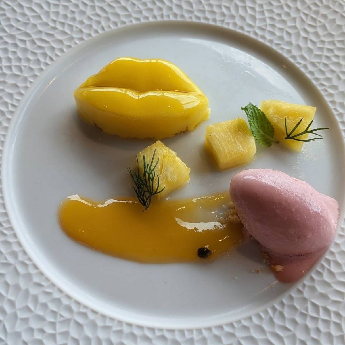 【FAUCHON L’Hotel Kyoto／グラン カフェ フォション】京都らしい季節の恵みを五感で味わう。絶景と楽しむランチコースを体験